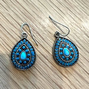 Turquoise and black earrings
